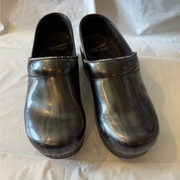 Dansko Proffesional Clogs Womens 36 Shoes Nursing Comfort Slip On US 5.5 / 6 - Picture 2 of 11